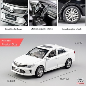 Coche de Juguete Camry de Metal a Escala 1:32 con 4 Puertas Abribles, Sonido y Luces, Embalaje en Caja de Color para Niños - Product Image 4