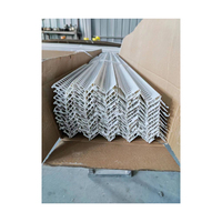 Perles d'angle pliables en PVC de style moderne Angles en PVC résistants aux intempéries pour la protection des coins muraux Garniture de carrelage