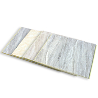 Design moderne écologique WPC & PVC plafond imperméable nouveau revêtement décoratif intérieur laminage de panneaux intégrés pour usage domestique