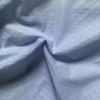 Großhandel 100% Polyester Mikrofaser PVC Gepunkteter Atmungsaktiver Wasserdichter Rutschfester Rückenbelag Kettengewirkter Jersey-Stoff auf Rolle für Windeln