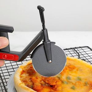 Creative Motorcycle <b>Blade</b> Motorcycle-Style Precision Cutting <b>Roller</b> Pizza Cutter - Product Image 2