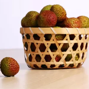 Multi-varieties High Quality Fresh Sweet Fruit Litchi Bulk Lychee Products