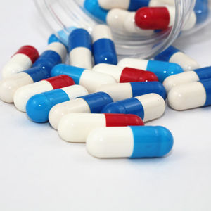 Capsule dure complexe d'extrait de plante de Moringa curcuma artichaut Silybum de santé avec des fournisseurs d'OEM - Product Image 1