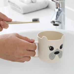 Linda taza de cepillo de dientes para niños con diseño de dibujos animados, material PP, anticaídas, para niños de 2 a 4 años, uso doméstico. - Product Image 2
