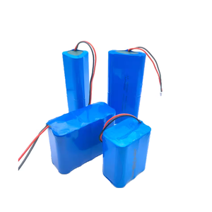 Tùy chỉnh 3.7V 7.4V 10.8V 11.1V 22.2V 12V 14.8V 24V 18650 21700 Li-<span class=keywords><strong>ion</strong></span> có thể sạc lại 18650 <span class=keywords><strong>lithium</strong></span> pin cho robot RC - Product Image 1