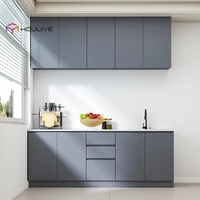 Ensemble de meubles de cuisine modernes et écologiques avec évier, robinet, charnières, solution îlot complète