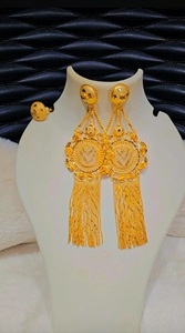 Gold Plated Tassel <b>Earrings</b> Bohemia Style Wedding Jewelry Set Alloy Fashion Statement <b>Earrings</b> for Bridal Premium Wedding Wear - Product Image 3
