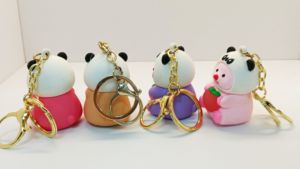 Tốt Nhất Bán PVC Móc Khóa Dễ Thương Động Vật Phim Hoạt Hình Và Hợp Thời Trang Túi Charms Với <span class=keywords><strong>Panda</strong></span> Hat Vòng Chìa Khóa Với Trái Cây Yếu Tố - Product Image 4