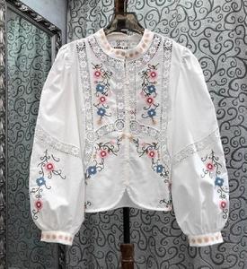 Camicetta da <span class=keywords><strong>donna</strong></span> di alta qualità 2025 primavera camicetta bianca <span class=keywords><strong>gialla</strong></span> da <span class=keywords><strong>donna</strong></span> con ricamo a manica lunga in pizzo camicetta in lino di cotone - Product Image 1