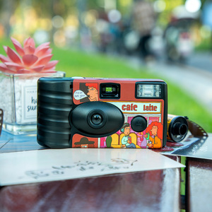 "Meet You" Illustrated Disposable Point and Shoot <strong>Camera</strong> <strong>Film</strong> <strong>Roll</strong> Color 24 Shots Disposable <strong>Film</strong> <strong>Camera</strong> - Product Image 5