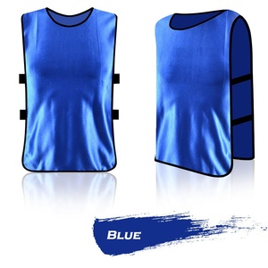 Match d'entraînement de football respirant pour jeunes adultes Haut sans manches Logo de club personnalisé utilisant la technique de sublimation Nom des sports de plein air - Product Image 4