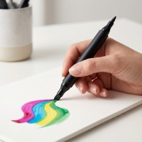 Ensemble de marqueurs d'art à double pointe à l'alcool de qualité supérieure, 80 couleurs, marqueurs de dessin professionnels non toxiques avec logo personnalisé, étiquette privée OEM
