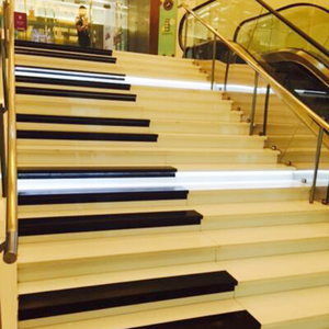 Escaliers de piano géants interactifs à LED à changement de couleur pour affichage commercial en extérieur - Product Image 4