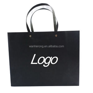 <span class=keywords><strong>Sac</strong></span> d'emballage noir <span class=keywords><strong>sac</strong></span> de course logo de marque personnalisé cadeau vêtements vente au détail sacs en papier avec poignées en ruban plat - Product Image 3