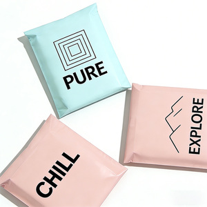Bolsas de Correo Gruesas y Opacas, Resistentes a Desgarros e Impermeables para Envíos Internacionales de Paquetería - Product Image 1