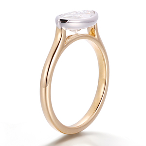 Anillo de compromiso minimalista de oro amarillo macizo de 14K/18K con diamante cultivado en laboratorio de corte trion, hecho a mano, diseño original, joyería para mujer. - Product Image 3