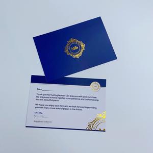 Tarjetas de Agradecimiento Azul Marino con Cresta en Dorado - Tarjetas de Felicitación de Lujo para Joyería y Marcas de Lujo - Product Image 4