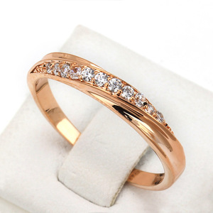 Anello Giapponese di Lusso Leggero con Micro Incastonature, Ornamento per Dito da Coppia per Uso Quotidiano - Product Image 1