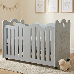 Cuna de Madera de Abeto Europeo de Primera Calidad, Cama Infantil Moderna de Color Gris Claro, Base de Colchón de 3 Posiciones para Muebles de Guardería - Product Image 1