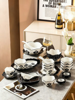 Service de table en céramique de luxe 56 pièces de style français, vaisselle en céramique, ensemble pour la maison, bols et assiettes esthétiques, idéal pour un cadeau de pendaison de crémaillère