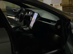 รถยนต์ไฟฟ้า <span class=keywords><strong>Tesla</strong></span> Model S 2017 75 Pure Electric Sedan พวงมาลัยซ้าย มือสอง พร้อมส่ง ระบบขับเคลื่อนอัตโนมัติ ชาร์จเร็ว - Product Image 5