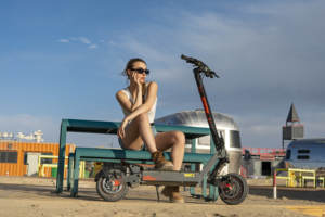 Scooter Eléctrico Todoterreno KuKirin G2 Ultra, Doble Tracción, Pantalla Táctil Inteligente, Acero de Alta Resistencia, Plegable para Viajes y Entregas - Product Image 4