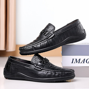 Zapatos de Cuero Casuales Modernos para Hombre, Diseño Oxford Nuevo con Característica Plana e Impermeable, Cierre sin Cordones para la Temporada de Otoño - Product Image 3