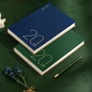 Agenda Ejecutiva de Lujo A5 de Cuero PU, Personalizada, Planificador Diario y Anual 2026, Diseño con Tapa Blanda en Español - Product Image 6