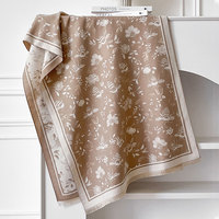 Écharpe Jacquard Abeille Premium Automne et Hiver Accessoire de mode doux et chaud avec motif de lettre Bestseller Matériau semblable à du cachemire