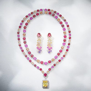 Collier ras du <span class=keywords><strong>cou</strong></span> classique <span class=keywords><strong>de</strong></span> luxe superposé rouge et rose avec pendentif en zircon <span class=keywords><strong>jaune</strong></span> - Collier en laiton plaqué or 18 carats en forme <span class=keywords><strong>de</strong></span> Y pour femme, idéal pour mariage et soirée - Product Image 1
