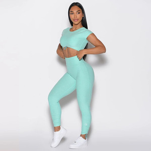 Offre Spéciale : Ensemble de Sport 4 Pièces pour <span class=keywords><strong>Femme</strong></span> – Tenue de Fitness Unie avec Soutien-Gorge de Sport, Haut de Yoga, <span class=keywords><strong>Legging</strong></span> d'Entraînement et Short - Product Image 3