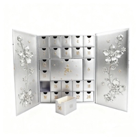Carton de cadeau de Noël recyclable fait à la main boîte-cadeau de calendrier de l'avent 12/24 jours inserts personnalisés cils bon marché usage industriel