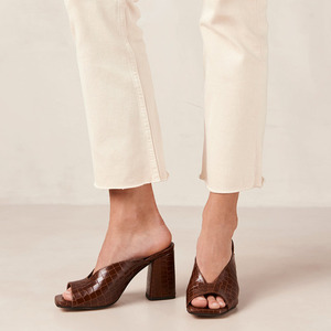 Ciabatte con tacco taglie forti marrone V taglio Vamp aperta punta quadrata grosso tacco Slide Mules <span class=keywords><strong>scarpe</strong></span> donna - Product Image 5