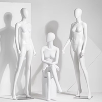 Mannequin femme en fibre de verre blanc mat, modèle tête de balle en PRV, prix d'usine, à vendre
