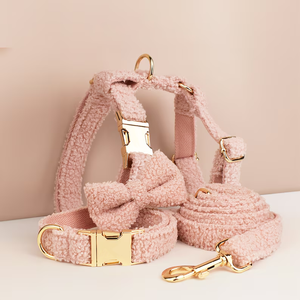 Expédition rapide réglable doux rose Teddy polaire chien harnais ensemble collier et laisse en silicone personnalisés avec décoration de rivet - Product Image 2