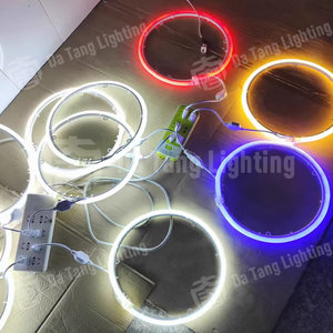Anneau lumineux LED de Noël pour la décoration extérieure des fêtes et les présentoirs commerciaux - Product Image 2