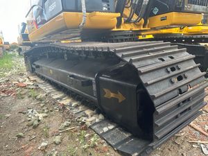 Excavatrice Caterpillar 323D d'occasion, 23 tonnes, hydraulique, sur chenilles, d'origine japonaise, en bon état, faible nombre d'heures, prix avantageux - Product Image 5
