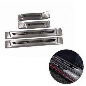 WZXD protecteur de seuil de porte plaque de seuil de porte <span class=keywords><strong>Film</strong></span> plaques de pied de porte pour Geely Coolray Azkarra <span class=keywords><strong>2019</strong></span> 2020 pour Binyue - Product Image 1