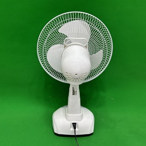 <span class=keywords><strong>Ventilador</strong></span> de Mesa Recargable de 12'' con Circuito de Corriente Alterna/Continua, 2 Bombillas LED, Panel Solar y Batería - Product Image 3