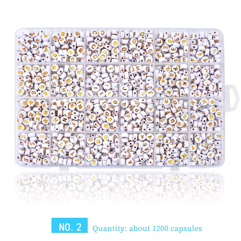 ลูกปัดตัวอักษรสีขาวกลมสีทอง