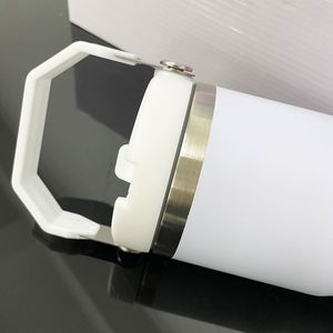 Bouteille de voyage isotherme en acier inoxydable de 20 oz pour enfants, colorée, vierge pour sublimation, avec paille rabattable, anti-fuite et poignée - Product Image 5