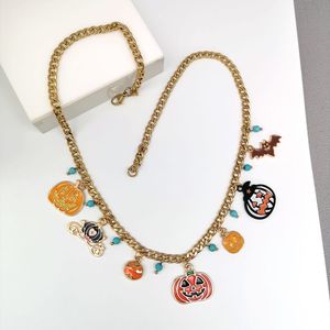 Collana con Ciondolo a Forma di Teschio di Zucca, Stile Dark Unisex per Uso Quotidiano - Product Image 5