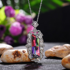 Collana con Pendente in Quarzo Arcobaleno, Argento 925 Placcato Rodio, Stile Vintage, Gioiello in Cristallo con Catena a Serpente per Uso Quotidiano Femminile - Product Image 1