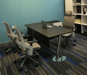 2024 <span class=keywords><strong>Ciff</strong></span> Factory Hot Selling Boss Stuhl Modernes Design Executive Office Gaming Ergonomischer Stuhl mit 3D-Armlehne Schwarze Farbe - Product Image 4