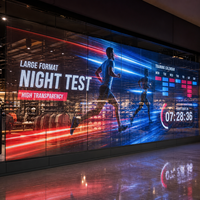 Écran LED transparent grand format pour vitrine de magasin de vêtements de sport, affichage sur toute la surface du verre
