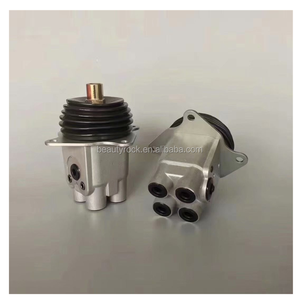 油圧パイロットハンドルバルブPC60PC70ジョイスティック制御レバーPC55 PC55MR-2掘削機用 - Product Image 2