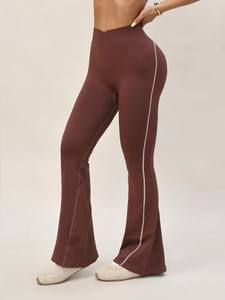 Lulu Custom Damen High-Waist Yoga-Hose aus Spandex/Nylon mit einfarbigem Seitenstreifen, ausgestellten Beinen und voller Länge – Weite Yoga-Leggings - Product Image 3