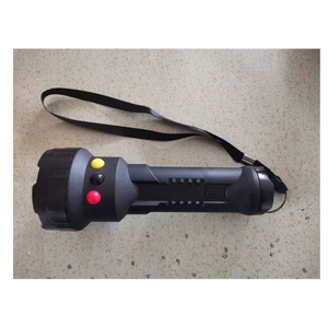 Lampe de signalisation ferroviaire tricolore GAD105D LED 3.7V à lumière variable pour utilisation sur rail - Product Image 3