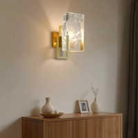 Lampe murale en cristal de fer LED JYLIGHTING avec design moderne finition dorée pour la décoration intérieure du salon