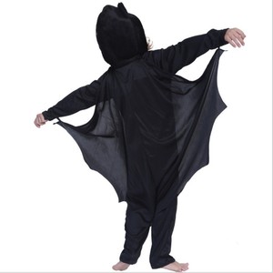Disfraz de murciélago vampiro para niños, traje de fiesta de Halloween con alas con capucha negras para niños y niñas - Product Image 3